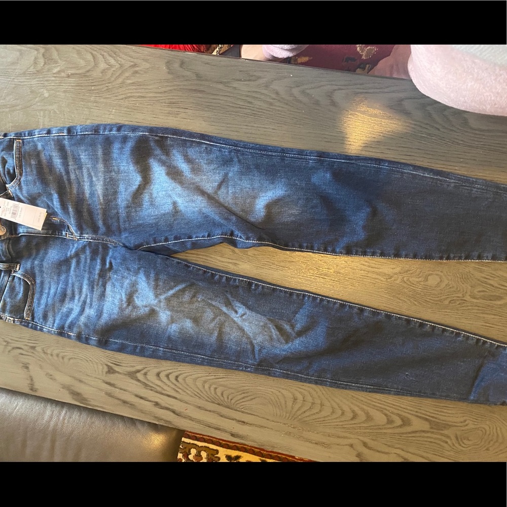 Jean - Picture 2 of 4